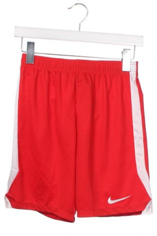 Dětské krátké kalhoty  Nike, Velikost 11-12y/ 152-158 cm, Barva Červená, Cena  359,00 Kč