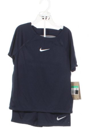 Детски комплект Nike, Размер 6-7y/ 122-128 см, Цвят Син, Цена 80,10 лв.