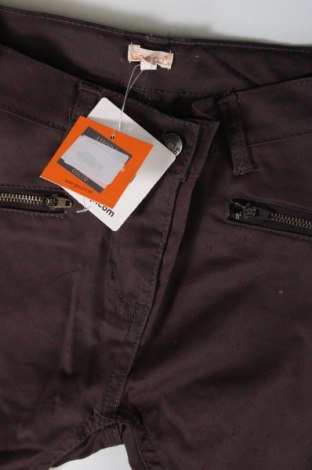 Детски панталон Gocco, Размер 7-8y/ 128-134 см, Цвят Лилав, Цена 12,42 лв.