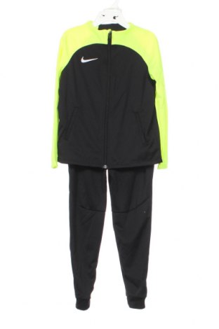 Детски спортен комплект Nike, Размер 5-6y/ 116-122 см, Цвят Черен, Цена 89,10 лв.