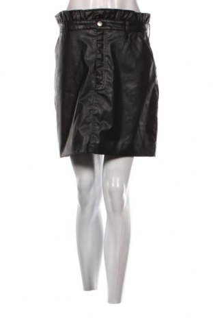 Kožená sukňa , Veľkosť M, Farba Čierna, Cena  10,62 €
