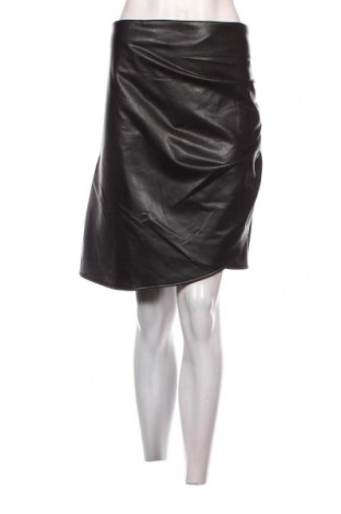 Δερμάτινη φούστα ONLY Carmakoma, Μέγεθος XL, Χρώμα Μαύρο, Τιμή 9,74 €