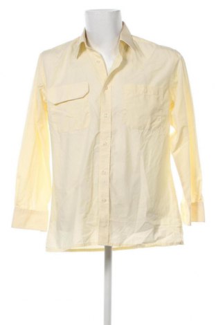 Мъжка риза, Размер M, Цвят Жълт, Цена 3,20 лв.