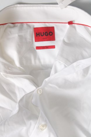 Мъжка риза Hugo Boss, Размер M, Цвят Бял, Цена 195,02 лв.