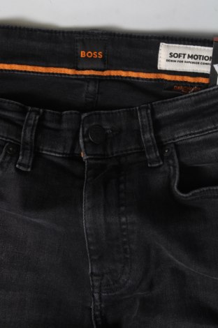 Pánske džínsy  Boss Orange, Veľkosť S, Farba Čierna, Cena  96,39 €