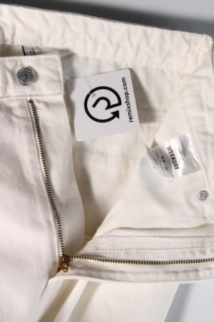 Herren Jeans Weekday, Größe M, Farbe Weiß, Preis 12,83 €