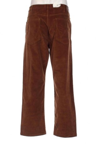 Мъжки джинси Wrangler, Размер XL, Цвят Кафяв, Цена 37,00 лв.