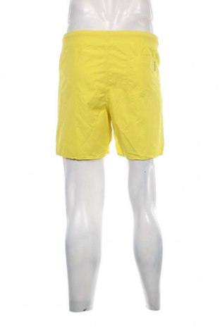 Мъжки къс панталон Napapijri, Размер S, Цвят Жълт, Цена 27,00 лв.
