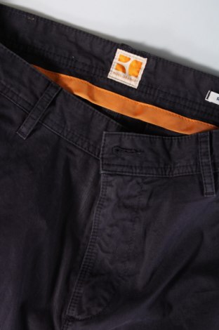 Мъжки панталон Boss Orange, Размер M, Цвят Син, Цена 23,52 лв.