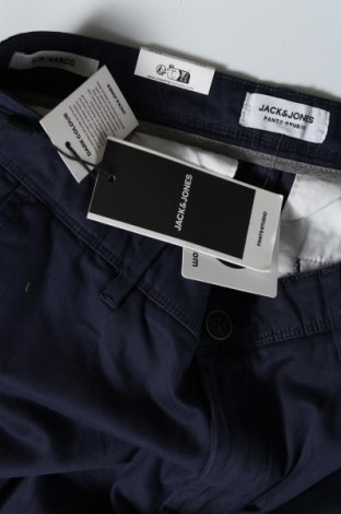 Pánské kalhoty  Jack & Jones, Velikost M, Barva Modrá, Cena  238,00 Kč