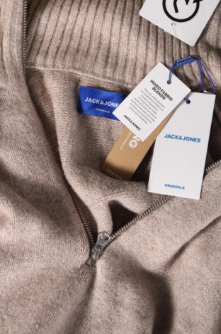 Pulover de bărbați Jack & Jones, Mărime M, Culoare Bej, Preț 223,68 Lei