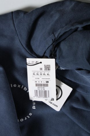 Ανδρικό φούτερ Pull&Bear, Μέγεθος XL, Χρώμα Μπλέ, Τιμή 16,36 €