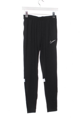 Ανδρικό αθλητικό παντελόνι Nike, Μέγεθος S, Χρώμα Μαύρο, Τιμή 40,37 €