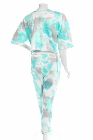 Pijama Trendyol, Mărime S, Culoare Multicolor, Preț 110,23 Lei