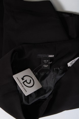 Пола H&M, Размер XS, Цвят Черен, Цена 8,70 лв.