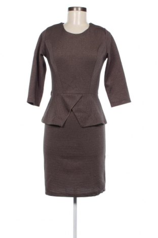 Kleid, Größe M, Farbe Beige, Preis 9,99 €