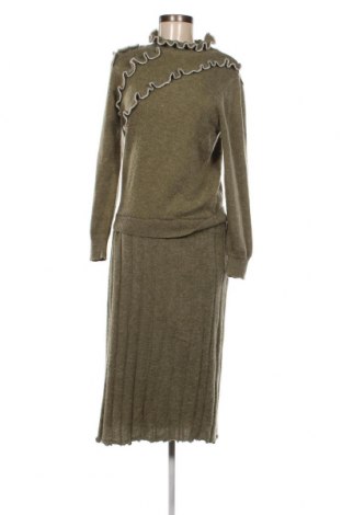 Kleid, Größe M, Farbe Grün, Preis 27,62 €