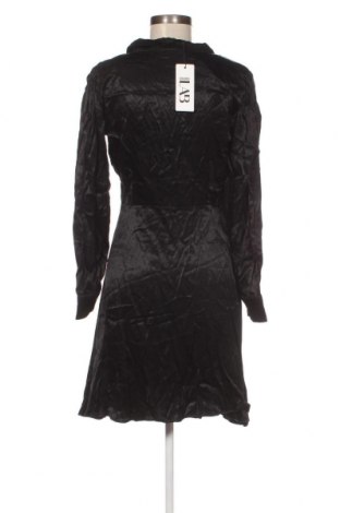 Šaty  Answear, Velikost L, Barva Černá, Cena  253,00 Kč