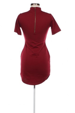 Kleid Boohoo, Größe M, Farbe Rot, Preis 8,68 €