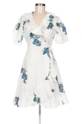 Φόρεμα Just Female, Μέγεθος S, Χρώμα Λευκό, Τιμή 43,30 €
