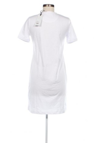 Φόρεμα Lyle & Scott, Μέγεθος S, Χρώμα Λευκό, Τιμή 31,57 €