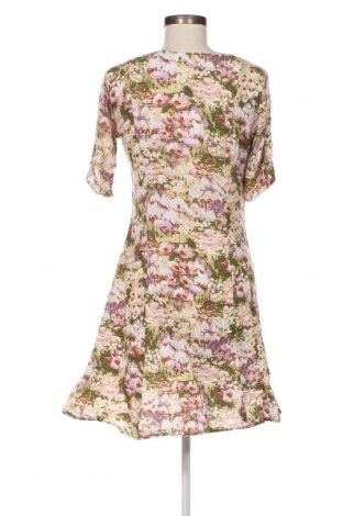 Kleid Monki, Größe S, Farbe Mehrfarbig, Preis 8,59 €