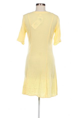 Šaty  Monki, Velikost XS, Barva Žlutá, Cena  192,00 Kč