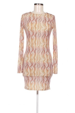 Kleid NA-KD, Größe M, Farbe Mehrfarbig, Preis 5,92 €