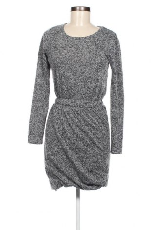 Kleid Numph, Größe S, Farbe Grau, Preis 4,11 €