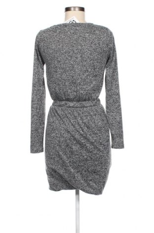 Kleid Numph, Größe S, Farbe Grau, Preis € 4,11