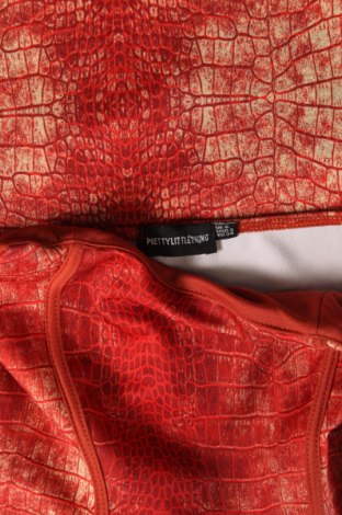 Kleid Pretty Little Thing, Größe XS, Farbe Rot, Preis 8,01 €