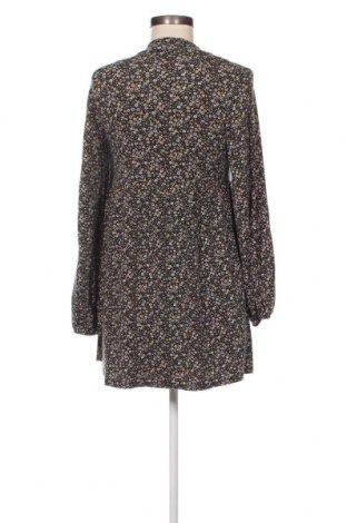Kleid Pull&Bear, Größe S, Farbe Mehrfarbig, Preis 3,03 €
