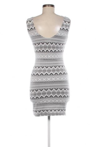 Kleid Seppala, Größe S, Farbe Mehrfarbig, Preis 3,23 €