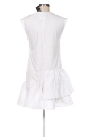 Kleid Sisley, Größe M, Farbe Weiß, Preis 90,21 €