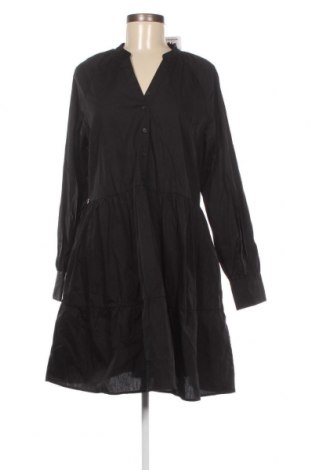 Kleid Y.A.S, Größe M, Farbe Schwarz, Preis 31,57 €
