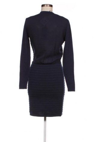 Kleid Y.A.S, Größe M, Farbe Blau, Preis € 18,27