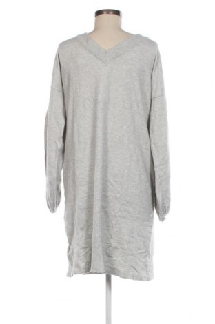 Kleid Yessica, Größe M, Farbe Grau, Preis 5,05 €