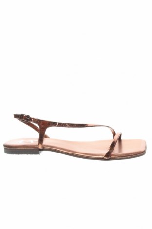 Sandale Answear, Mărime 41, Culoare Auriu, Preț 136,78 Lei