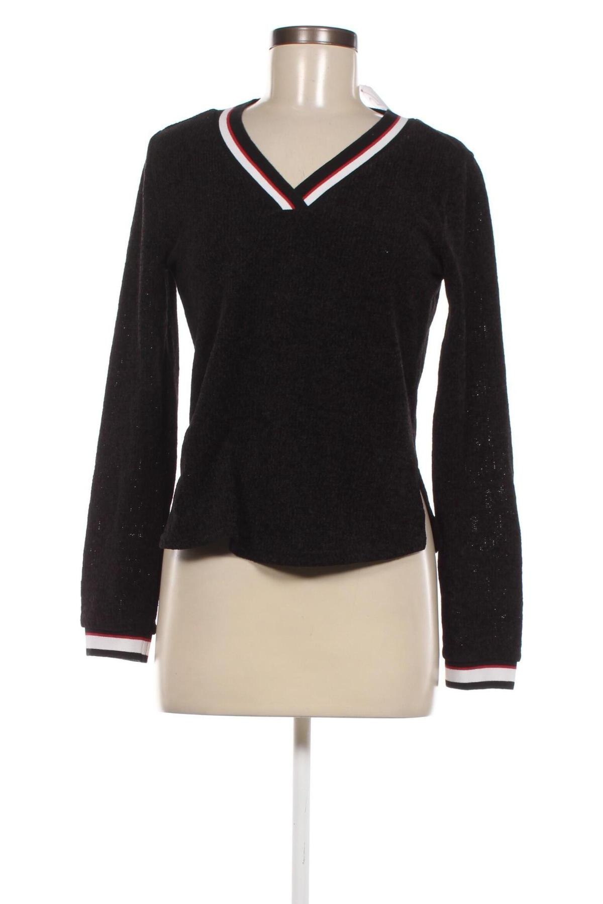 Γυναικεία μπλούζα Clockhouse, Μέγεθος XS, Χρώμα Μαύρο, Τιμή 4,70 €