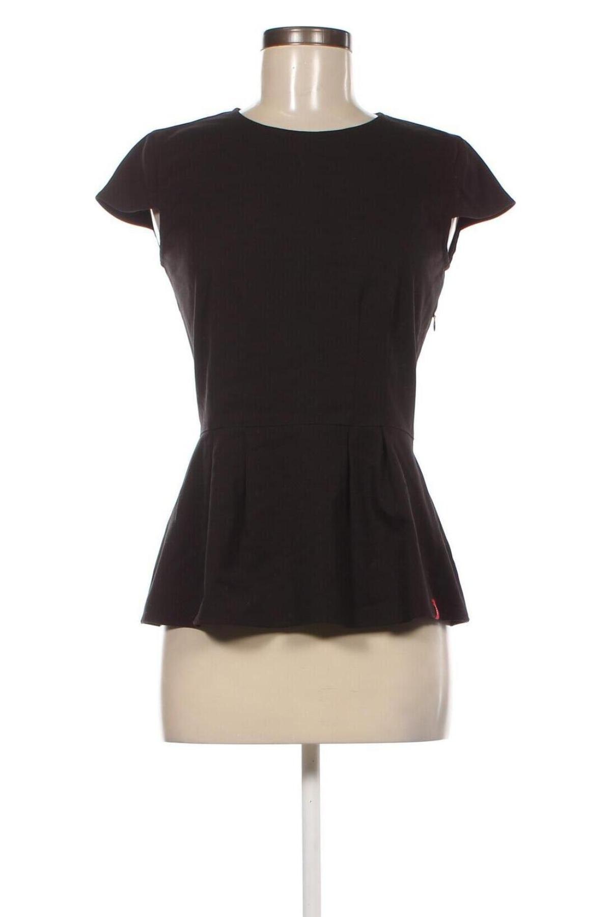 Γυναικεία μπλούζα Edc By Esprit, Μέγεθος S, Χρώμα Μαύρο, Τιμή 3,86 €