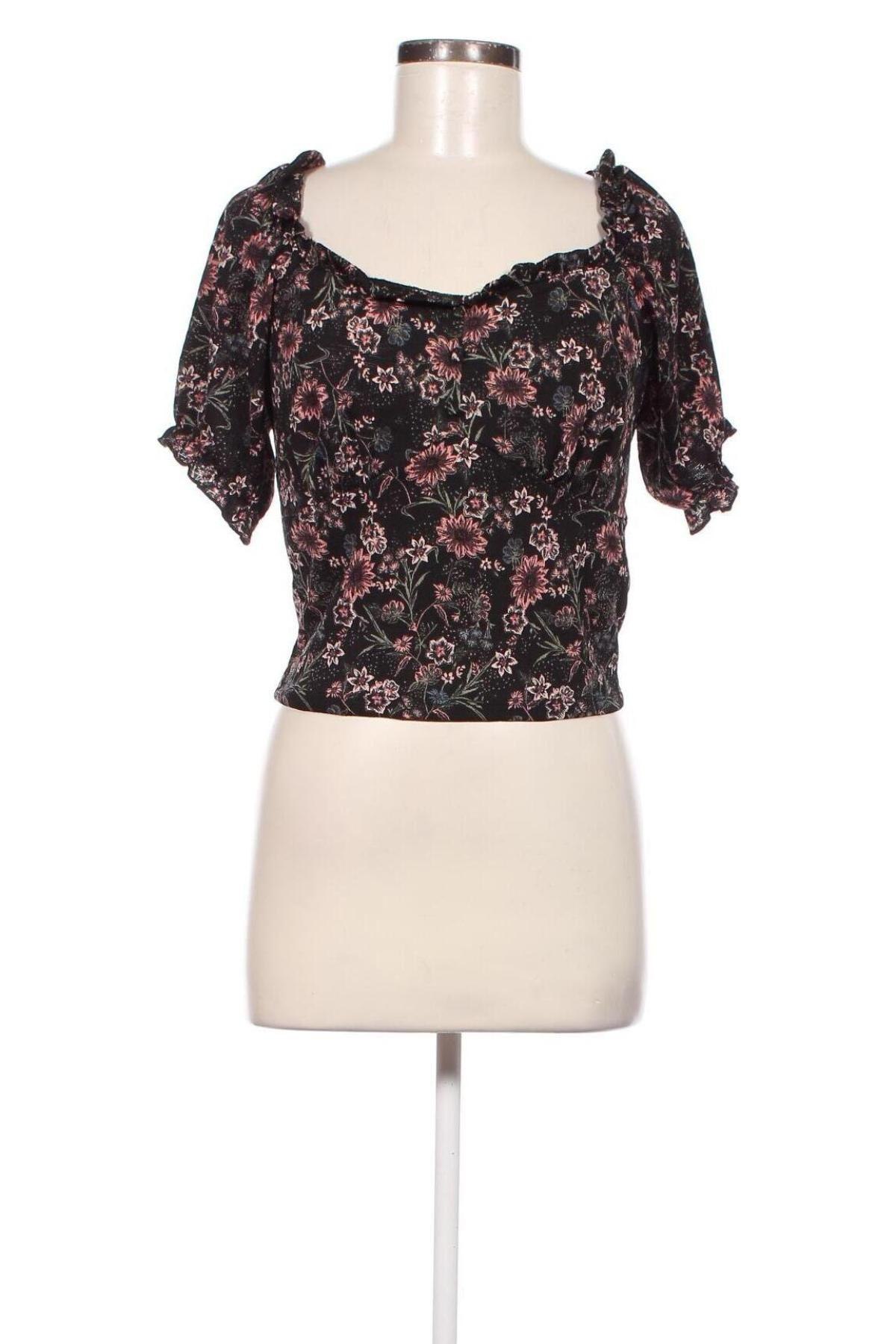 Γυναικεία μπλούζα ONLY, Μέγεθος M, Χρώμα Πολύχρωμο, Τιμή 5,36 €