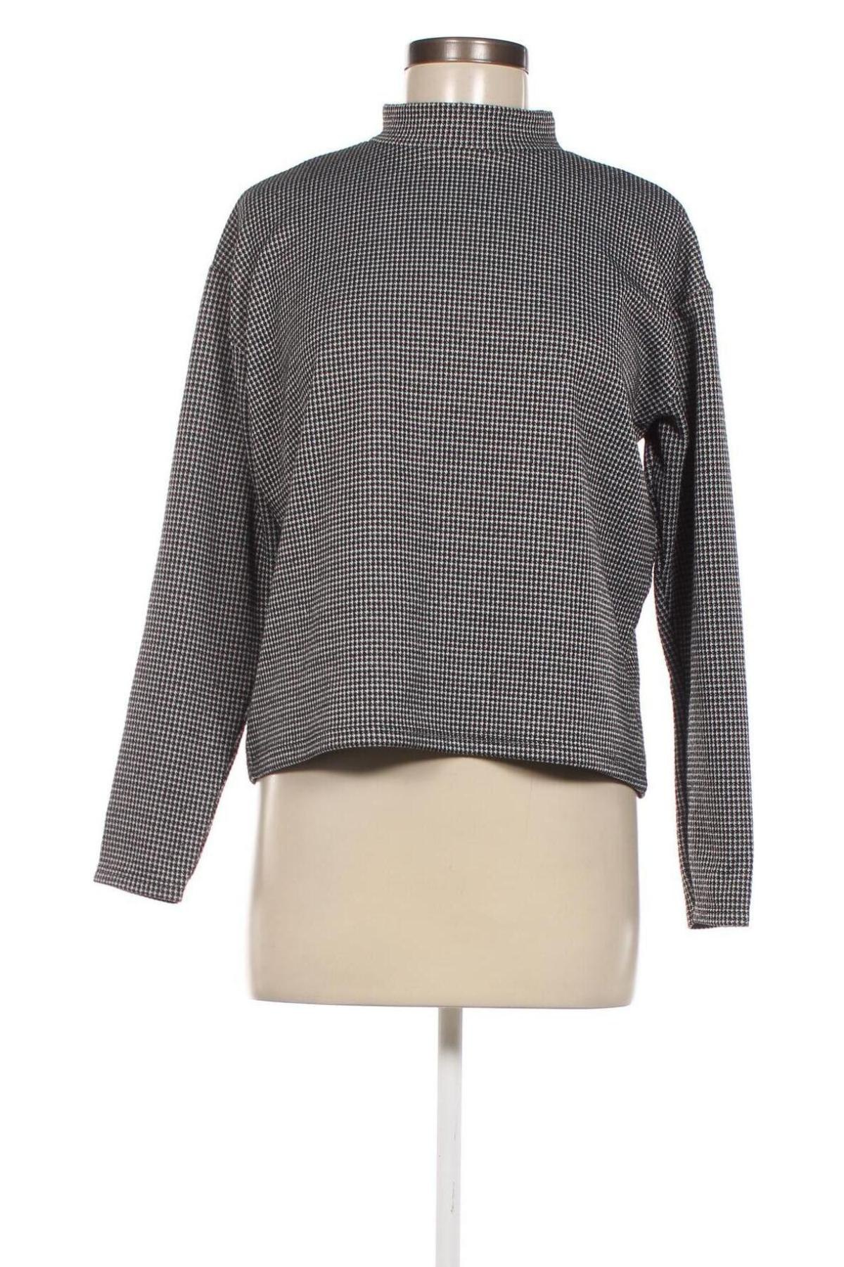 Γυναικεία μπλούζα Pull&Bear, Μέγεθος S, Χρώμα Πολύχρωμο, Τιμή 3,17 €