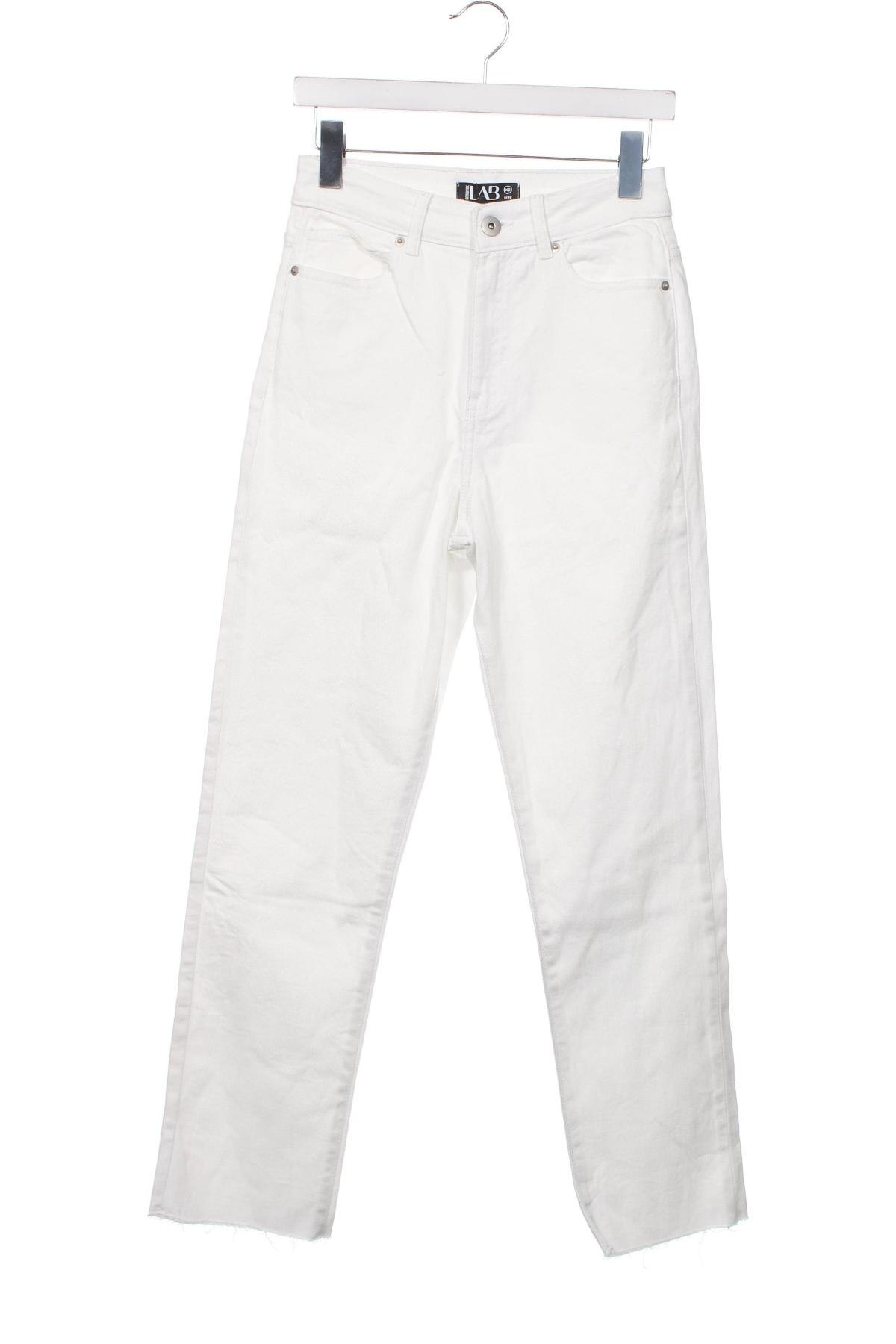 Дамски дънки Answear, Размер XS, Цвят Бял, Цена 46,00 лв.