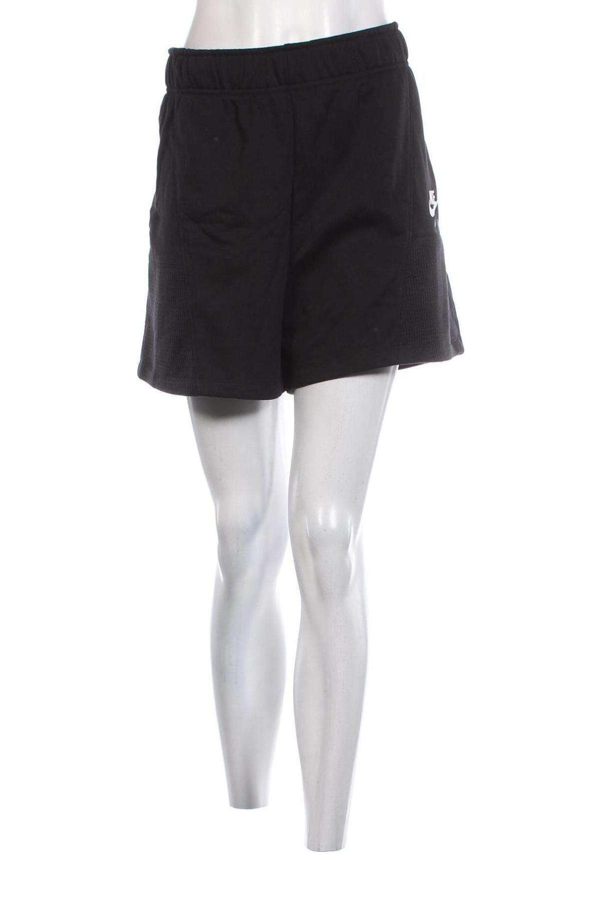 Γυναικείο κοντό παντελόνι Nike, Μέγεθος L, Χρώμα Μαύρο, Τιμή 37,11 €