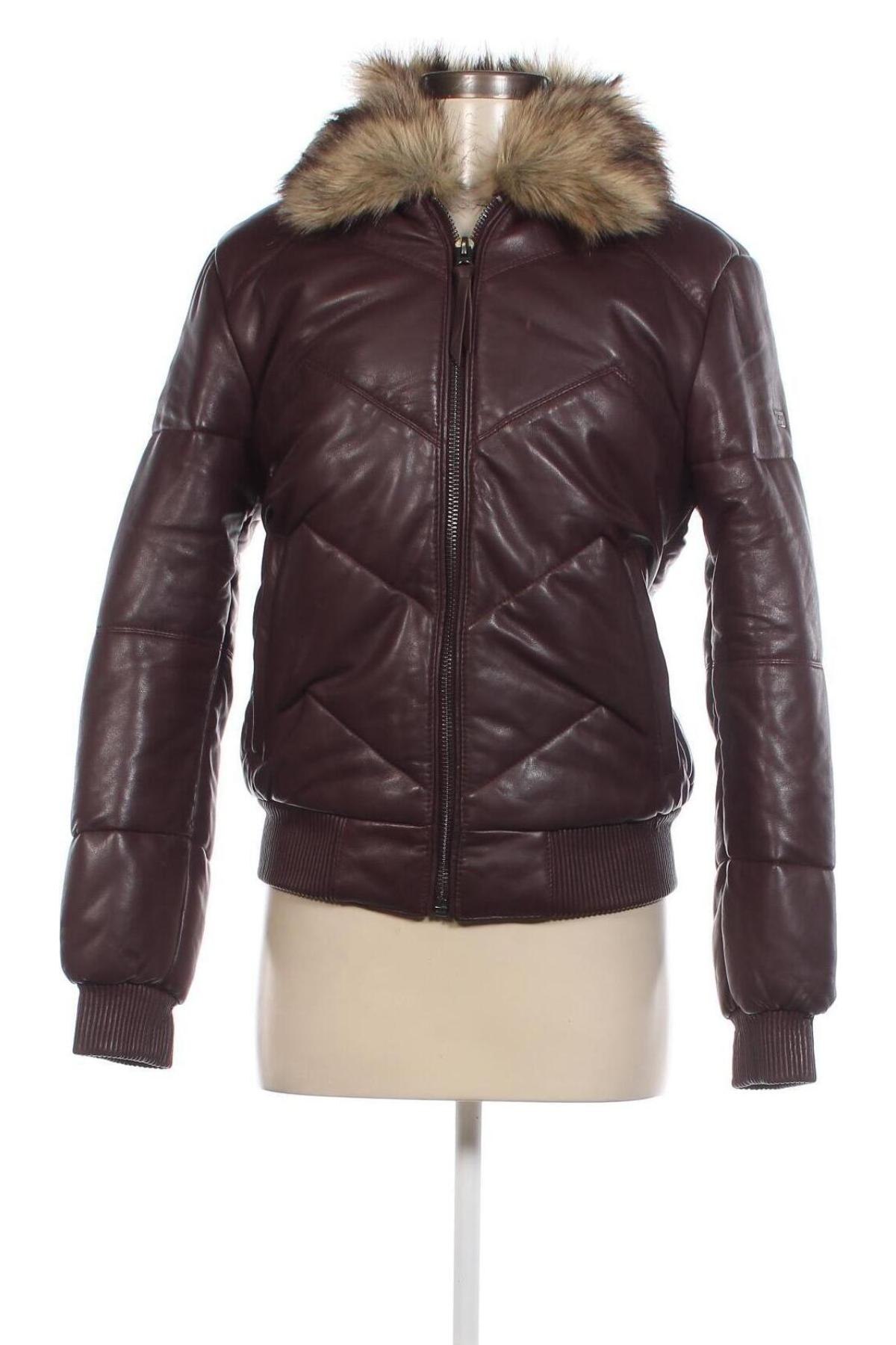 Dámska kožená bunda  Superdry, Veľkosť M, Farba Červená, Cena  120,62 €
