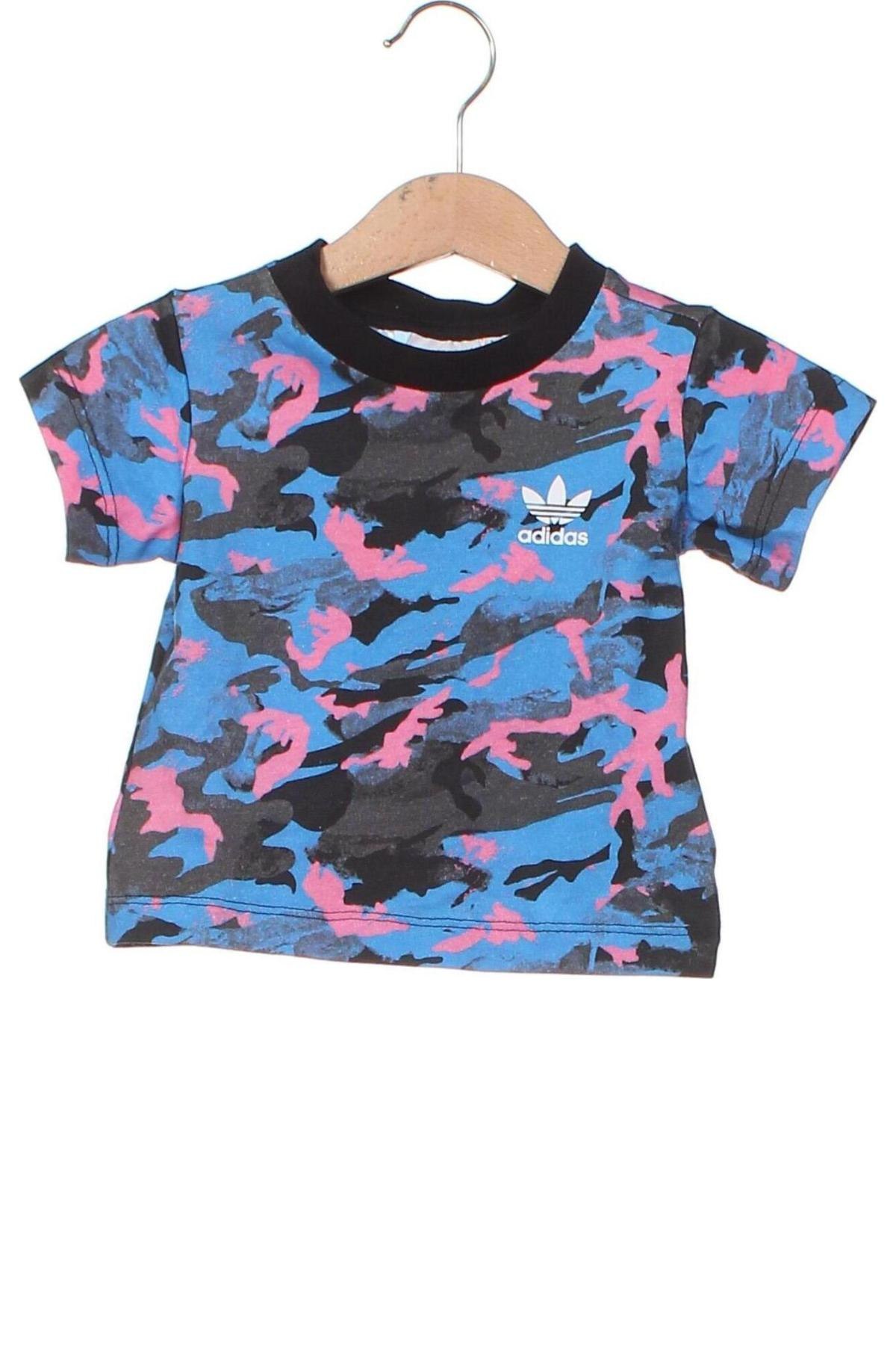 Детска тениска Adidas Originals, Размер 2-3m/ 56-62 см, Цвят Многоцветен, Цена 49,00 лв.