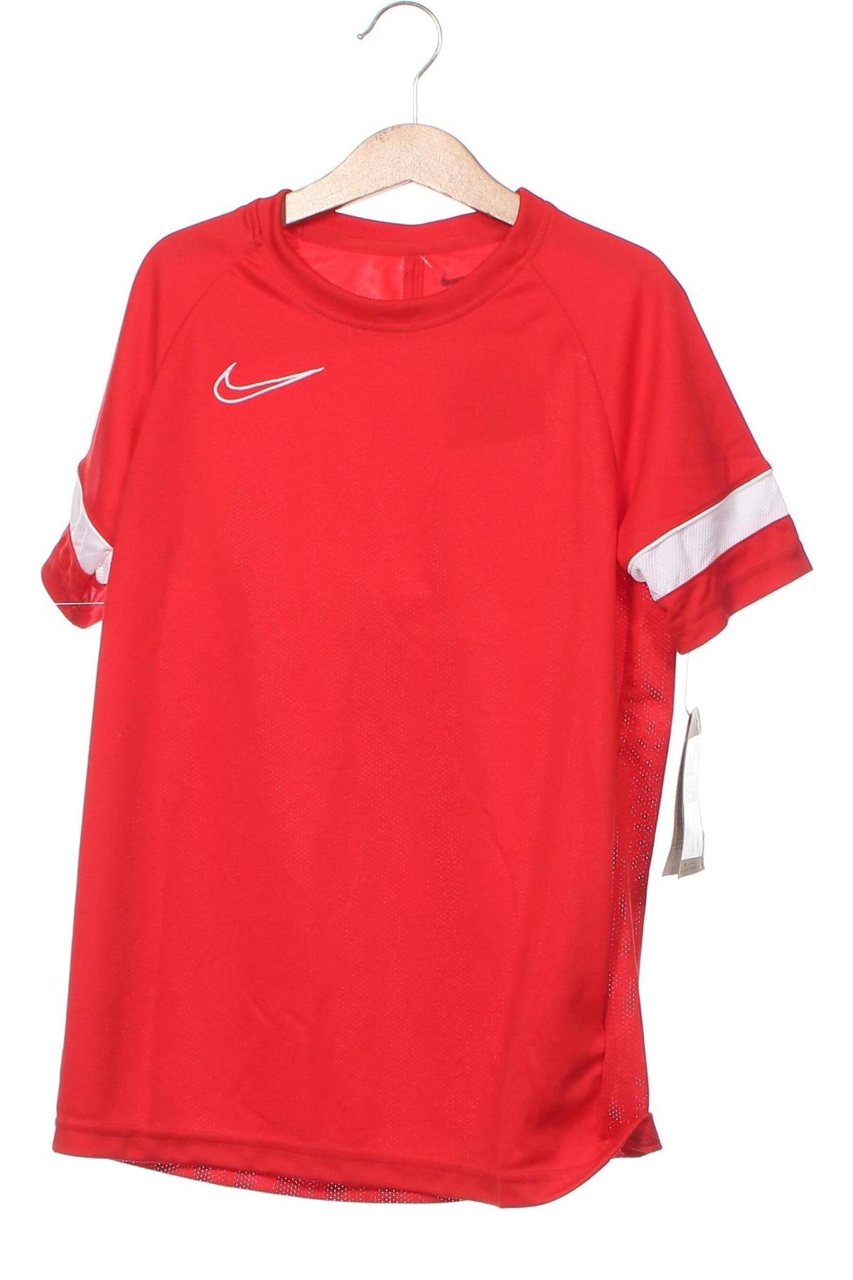 Детска тениска Nike, Размер 8-9y/ 134-140 см, Цвят Червен, Цена 59,00 лв.