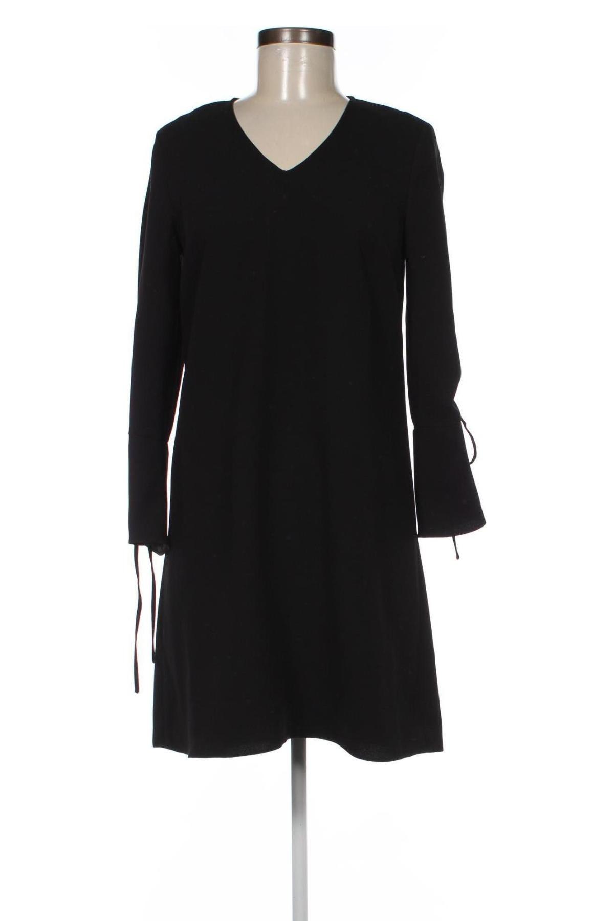 Kleid, Größe M, Farbe Schwarz, Preis 4,44 €