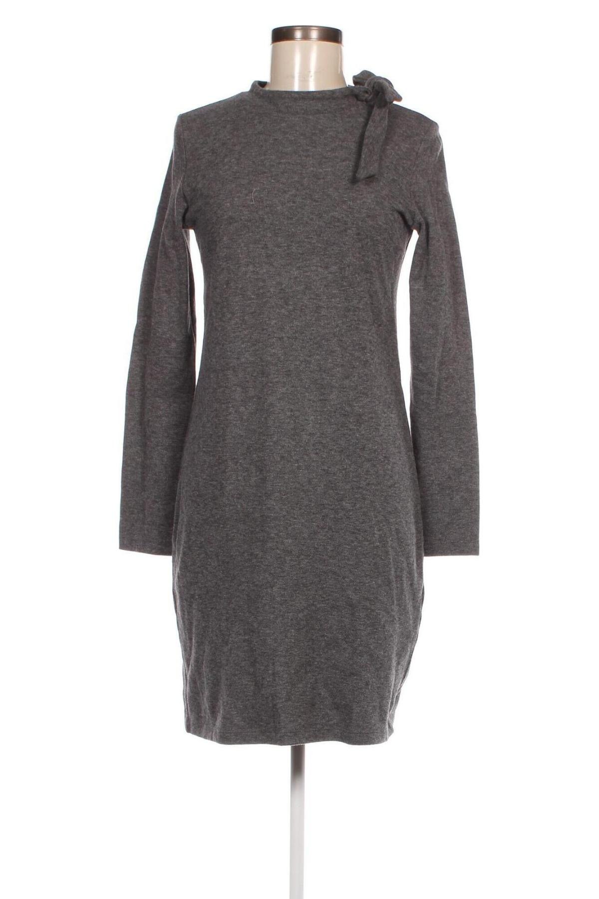 Kleid Opus, Größe S, Farbe Grau, Preis 4,11 €