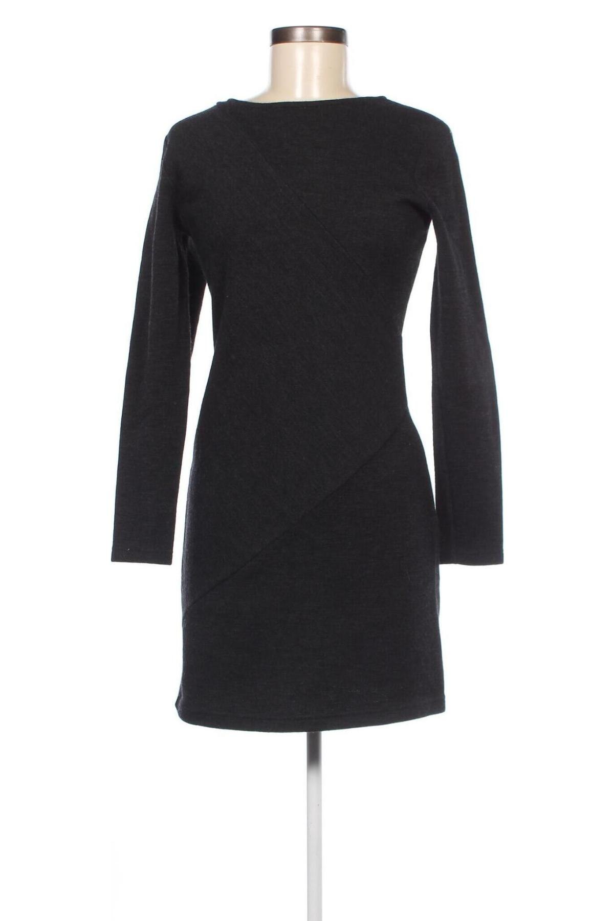 Kleid Stills, Größe M, Farbe Schwarz, Preis € 7,52
